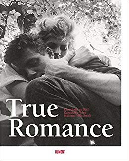 Plakat zur Ausstellung: True Romance"